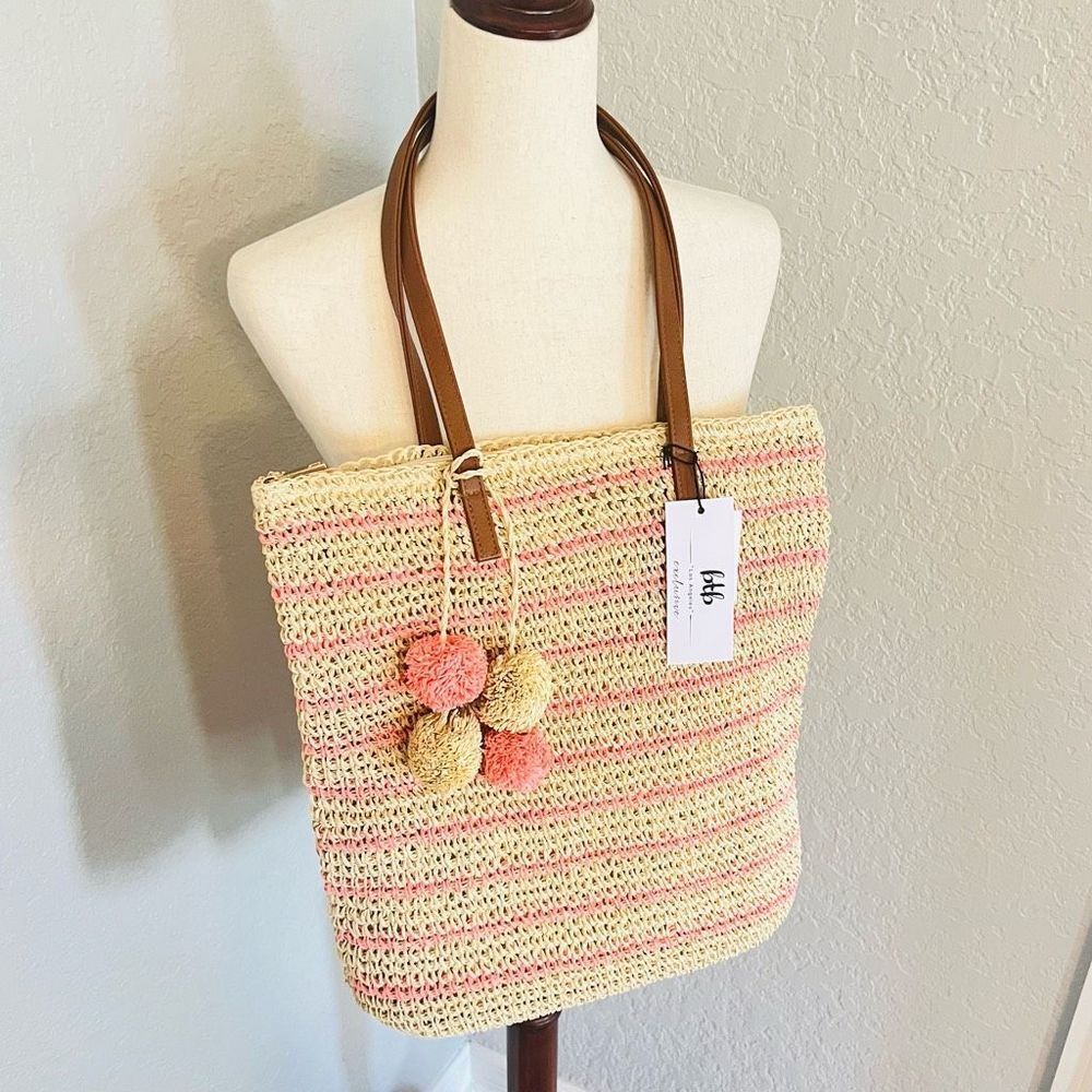 btb Los Angeles Lucy Tote, Straw Woven‎ Pom Pom Vacation Beach Bag, Natural, NWT